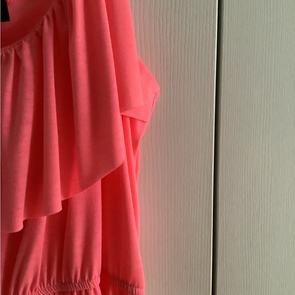 Coral NWOT Beautiful Summertime Dress. - Picture 3 of 15